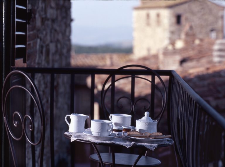 Colazione-sul-terrazzo